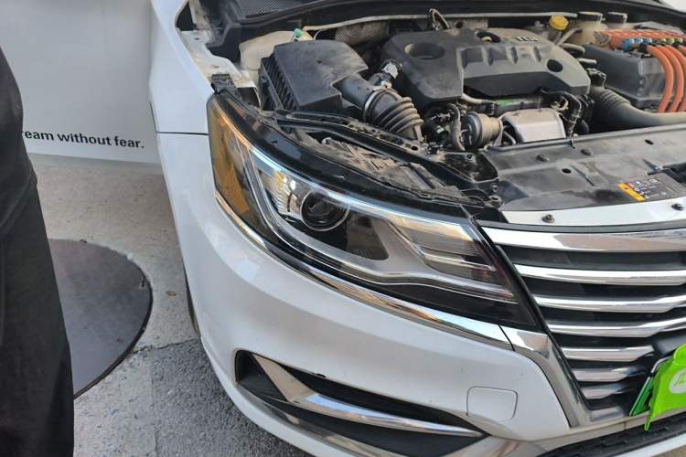 Used Roewe i6 New Energy 2017 45T Hybrid Connect & Smart Enjoyment Edition Right Front Headlight