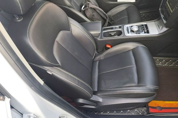 Used Roewe i6 New Energy 2017 45T Hybrid Connect & Smart Enjoyment Edition Right Front Seat
