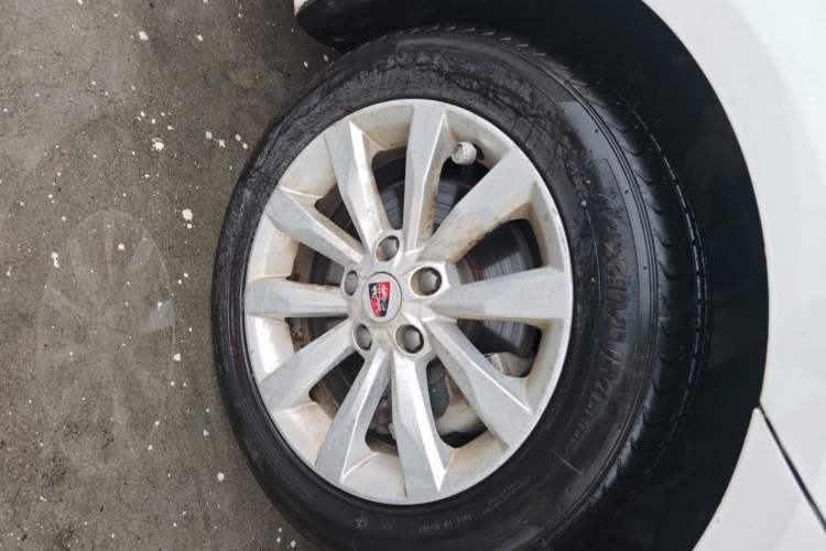 Used Roewe i6 New Energy 2017 45T Hybrid Connect & Smart Enjoyment Edition Right Front Wheel Hub