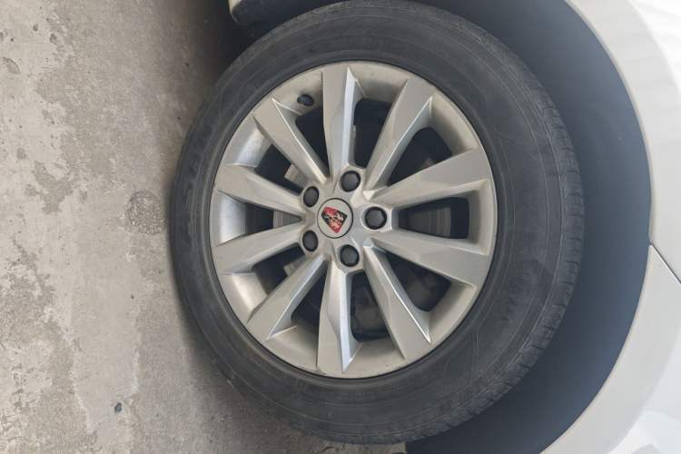 Used Roewe i6 New Energy 2017 45T Hybrid Connect & Smart Enjoyment Edition Right Front Wheel Hub