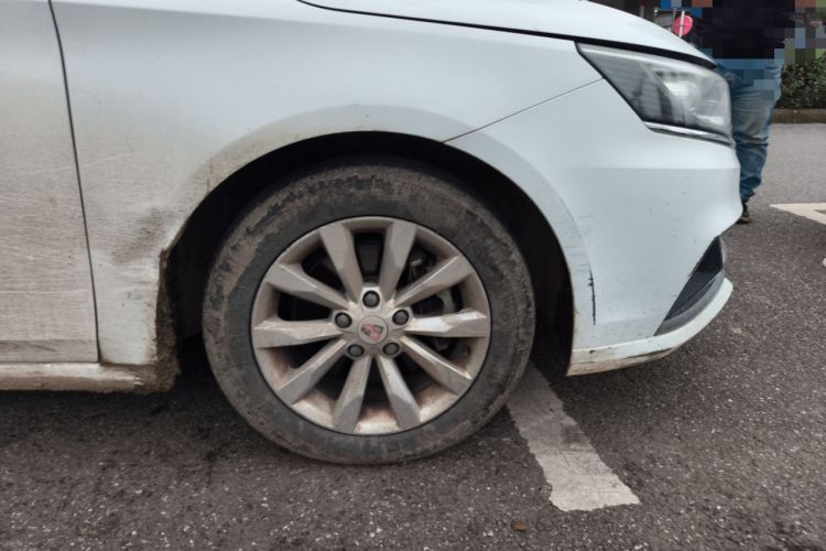 Used Roewe i6 New Energy 2017 45T Hybrid Connect & Smart Enjoyment Edition Right Front Wheel Hub