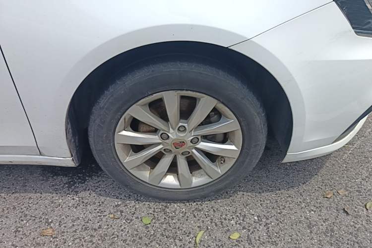 Used Roewe i6 New Energy 2017 45T Hybrid Connect & Smart Enjoyment Edition Right Front Wheel Hub