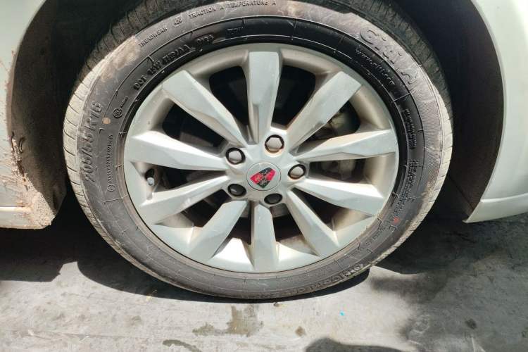 Used Roewe i6 New Energy 2017 45T Hybrid Connect & Smart Enjoyment Edition Right Front Wheel Hub