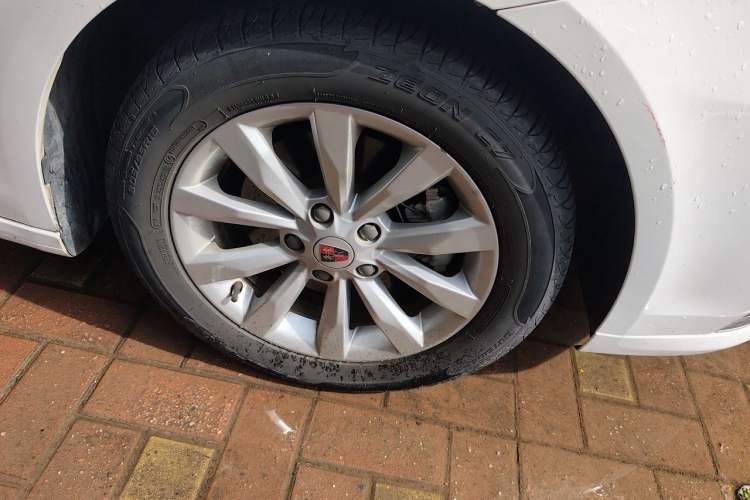 Used Roewe i6 New Energy 2017 45T Hybrid Connect & Smart Enjoyment Edition Right Front Wheel Hub