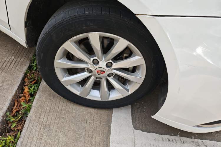 Used Roewe i6 New Energy 2017 45T Hybrid Connect & Smart Enjoyment Edition Right Front Wheel Hub