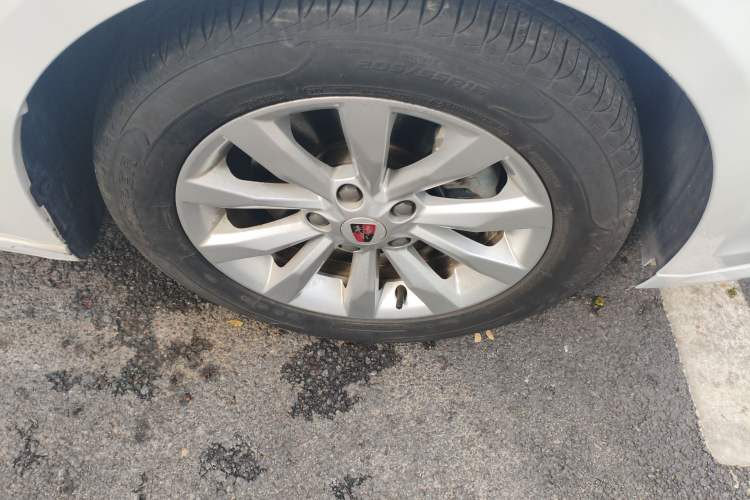 Used Roewe i6 New Energy 2017 45T Hybrid Connect & Smart Enjoyment Edition Right Front Wheel Hub