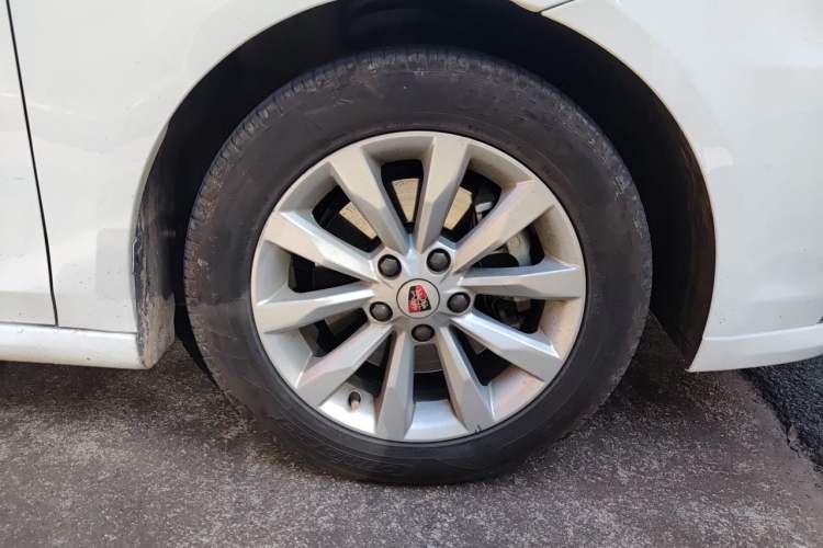 Used Roewe i6 New Energy 2017 45T Hybrid Connect & Smart Enjoyment Edition Right Front Wheel Hub