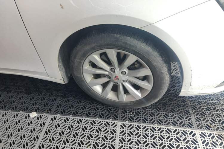 Used Roewe i6 New Energy 2017 45T Hybrid Connect & Smart Enjoyment Edition Right Front Wheel Hub
