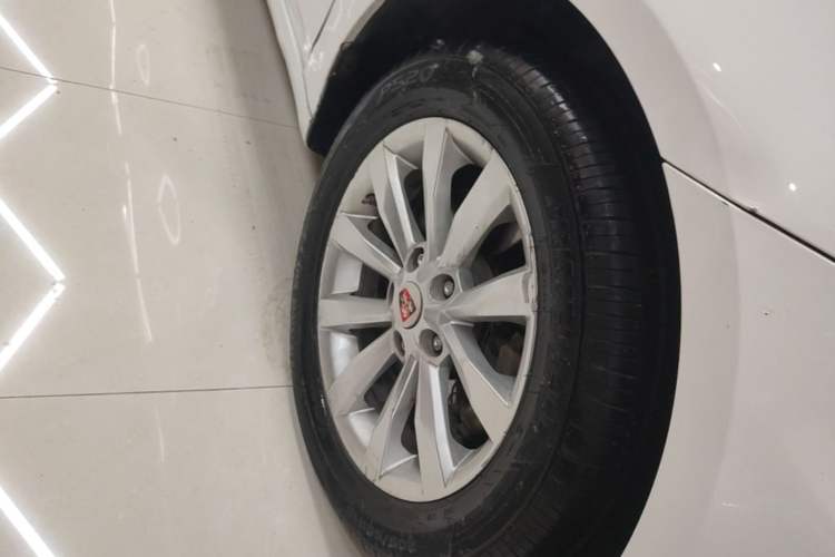 Used Roewe i6 New Energy 2017 45T Hybrid Connect & Smart Enjoyment Edition Right Front Wheel Hub