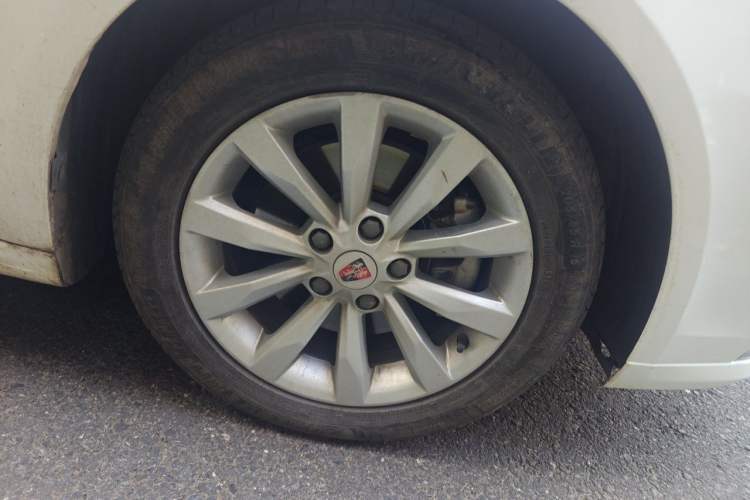 Used Roewe i6 New Energy 2017 45T Hybrid Connect & Smart Enjoyment Edition Right Front Wheel Hub