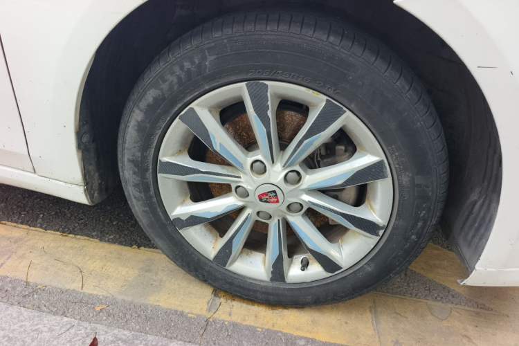 Used Roewe i6 New Energy 2017 45T Hybrid Connect & Smart Enjoyment Edition Right Front Wheel Hub