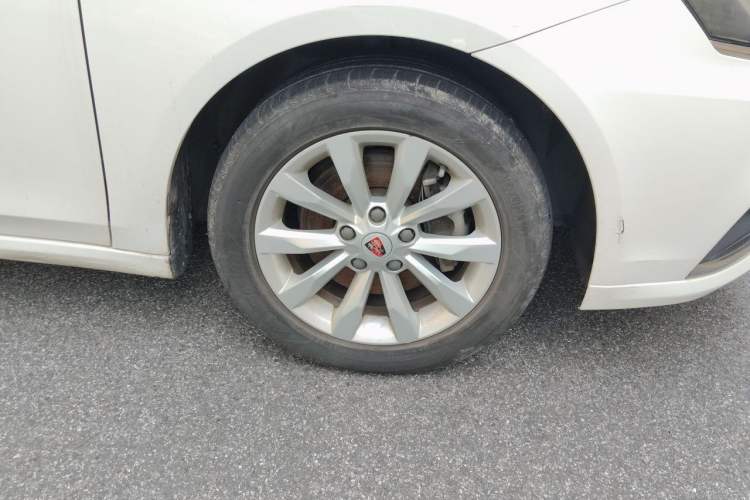 Used Roewe i6 New Energy 2017 45T Hybrid Connect & Smart Enjoyment Edition Right Front Wheel Hub