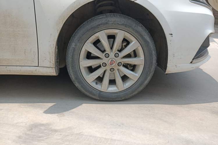Used Roewe i6 New Energy 2017 45T Hybrid Connect & Smart Enjoyment Edition Right Front Wheel Hub