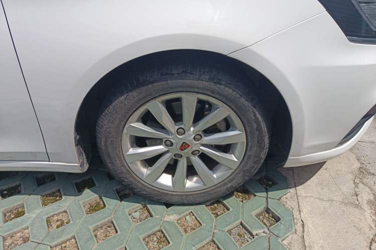 Used Roewe i6 New Energy 2017 45T Hybrid Connect & Smart Enjoyment Edition Right Front Wheel Hub
