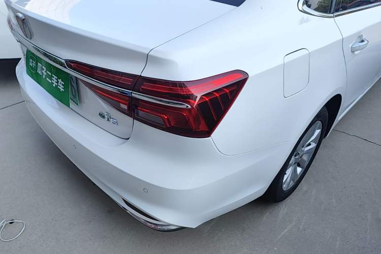 Used Roewe i6 New Energy 2017 45T Hybrid Connect & Smart Enjoyment Edition Right Rear Taillight