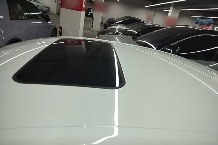 Used Roewe i6 New Energy 2017 45T Hybrid Connect & Smart Enjoyment Edition Roof