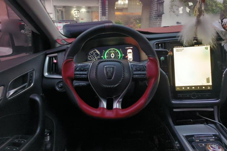 Used Roewe i6 New Energy 2017 45T Hybrid Connect & Smart Enjoyment Edition Steering Wheel