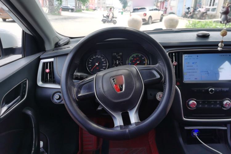 Used Roewe i6 New Energy 2017 45T Hybrid Connect & Smart Enjoyment Edition Steering Wheel