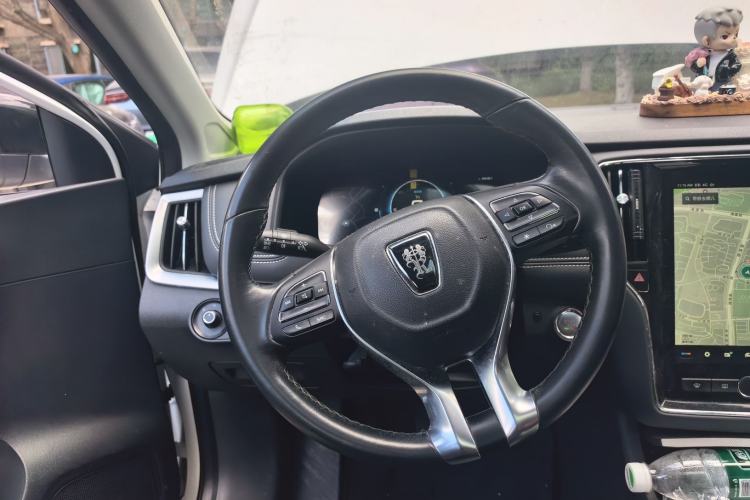 Used Roewe i6 New Energy 2017 45T Hybrid Connect & Smart Enjoyment Edition Steering Wheel