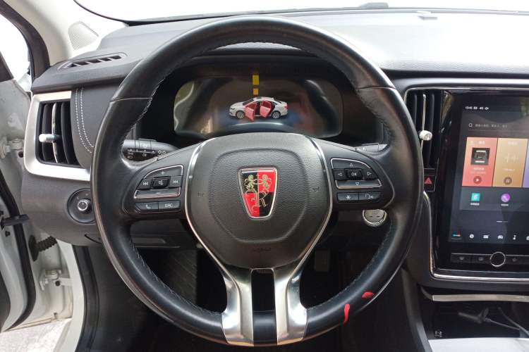 Used Roewe i6 New Energy 2017 45T Hybrid Connect & Smart Enjoyment Edition Steering Wheel