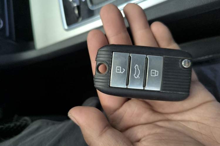 Used Roewe i6 New Energy 2017 45T Hybrid Connect & Smart Enjoyment Edition Vehicle Key