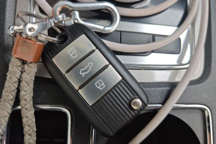 Used Roewe i6 New Energy 2017 45T Hybrid Connect & Smart Enjoyment Edition Vehicle Key