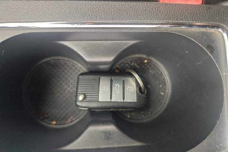 Used Roewe i6 New Energy 2017 45T Hybrid Connect & Smart Enjoyment Edition Vehicle Key