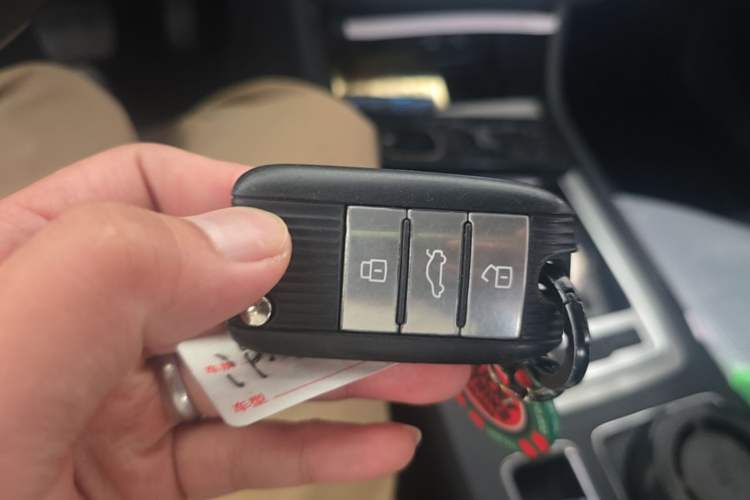 Used Roewe i6 New Energy 2017 45T Hybrid Connect & Smart Enjoyment Edition Vehicle Key