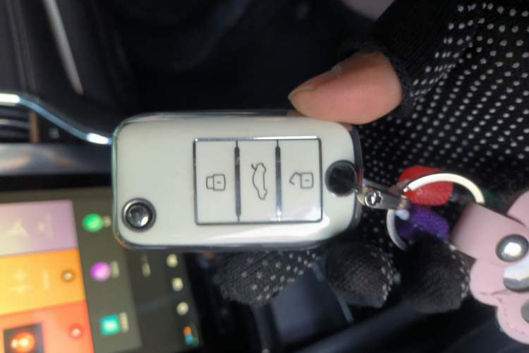 Used Roewe i6 New Energy 2017 45T Hybrid Connect & Smart Enjoyment Edition Vehicle Key