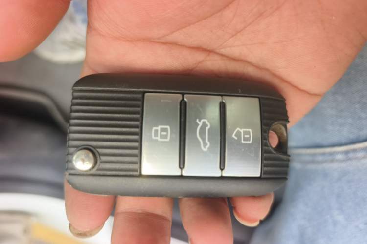 Used Roewe i6 New Energy 2017 45T Hybrid Connect & Smart Enjoyment Edition Vehicle Key