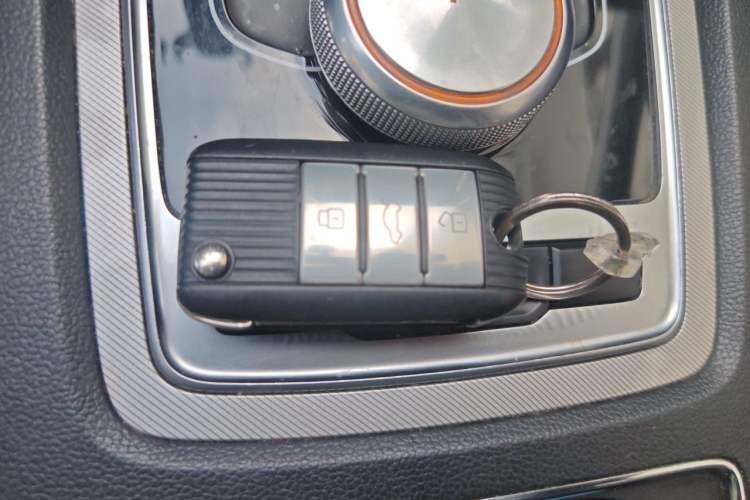 Used Roewe i6 New Energy 2017 45T Hybrid Connect & Smart Enjoyment Edition Vehicle Key