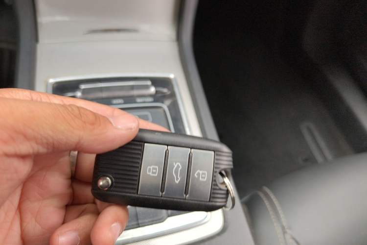 Used Roewe i6 New Energy 2017 45T Hybrid Connect & Smart Enjoyment Edition Vehicle Key