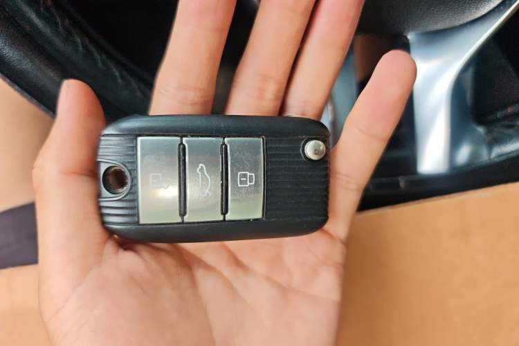 Used Roewe i6 New Energy 2017 45T Hybrid Connect & Smart Enjoyment Edition Vehicle Key