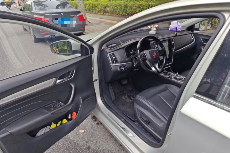 Used Roewe i6 New Energy 2017 45T Hybrid Connect & Smart Enjoyment Edition Driver Seat