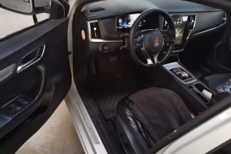 Used Roewe i6 New Energy 2017 45T Hybrid Connect & Smart Enjoyment Edition Driver Seat