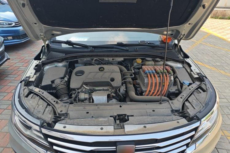 Used Roewe i6 New Energy 2017 45T Hybrid Connect & Smart Enjoyment Edition Engine Bay