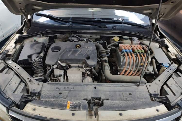 Used Roewe i6 New Energy 2017 45T Hybrid Connect & Smart Enjoyment Edition Engine Bay