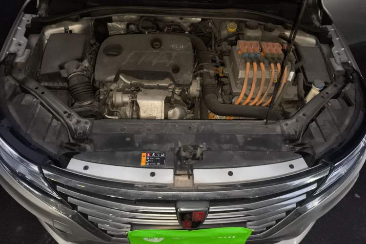Used Roewe i6 New Energy 2017 45T Hybrid Connect & Smart Enjoyment Edition Engine Bay