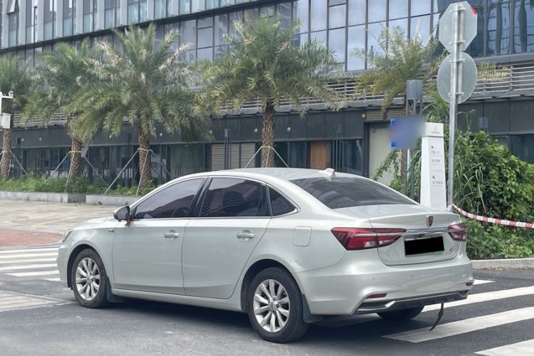 Used Roewe i6 New Energy 2017 45T Hybrid Connect & Smart Enjoyment Edition Exterior 5