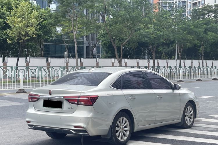 Used Roewe i6 New Energy 2017 45T Hybrid Connect & Smart Enjoyment Edition Exterior 7