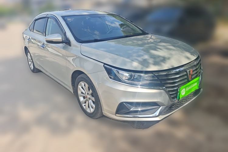 Used Roewe i6 New Energy 2017 45T Hybrid Connect & Smart Enjoyment Edition Front Right 45 Deg