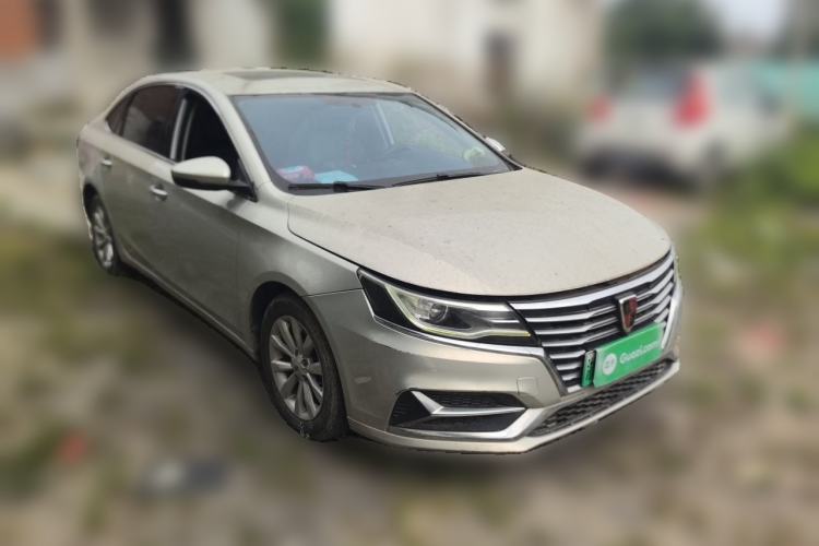 Used Roewe i6 New Energy 2017 45T Hybrid Connect & Smart Enjoyment Edition Front Right 45 Deg