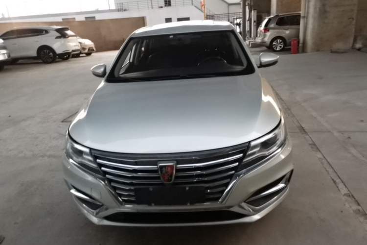 Used Roewe i6 New Energy 2017 45T Hybrid Connect & Smart Enjoyment Edition Front