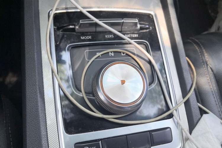 Used Roewe i6 New Energy 2017 45T Hybrid Connect & Smart Enjoyment Edition Gear Lever