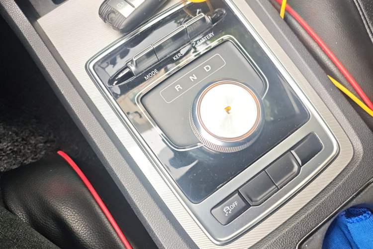 Used Roewe i6 New Energy 2017 45T Hybrid Connect & Smart Enjoyment Edition Gear Lever