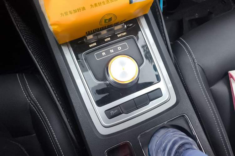 Used Roewe i6 New Energy 2017 45T Hybrid Connect & Smart Enjoyment Edition Gear Lever