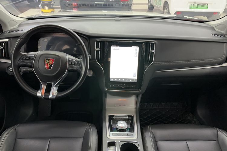Used Roewe i6 New Energy 2017 45T Hybrid Connect & Smart Enjoyment Edition Interior 6