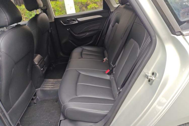 Used Roewe i6 New Energy 2017 45T Hybrid Connect & Smart Enjoyment Edition Left Rear Seat