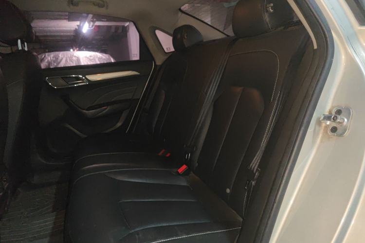 Used Roewe i6 New Energy 2017 45T Hybrid Connect & Smart Enjoyment Edition Left Rear Seat