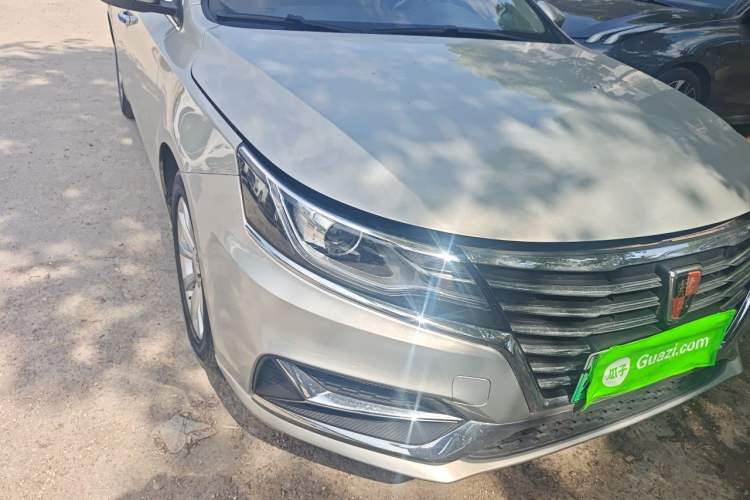 Used Roewe i6 New Energy 2017 45T Hybrid Connect & Smart Enjoyment Edition Right Front Headlight